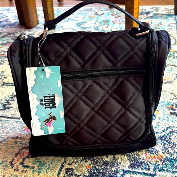 edge Handbags - THE EDGE BEAUTY Black Quilted Women's Cosmetic Travel Bag